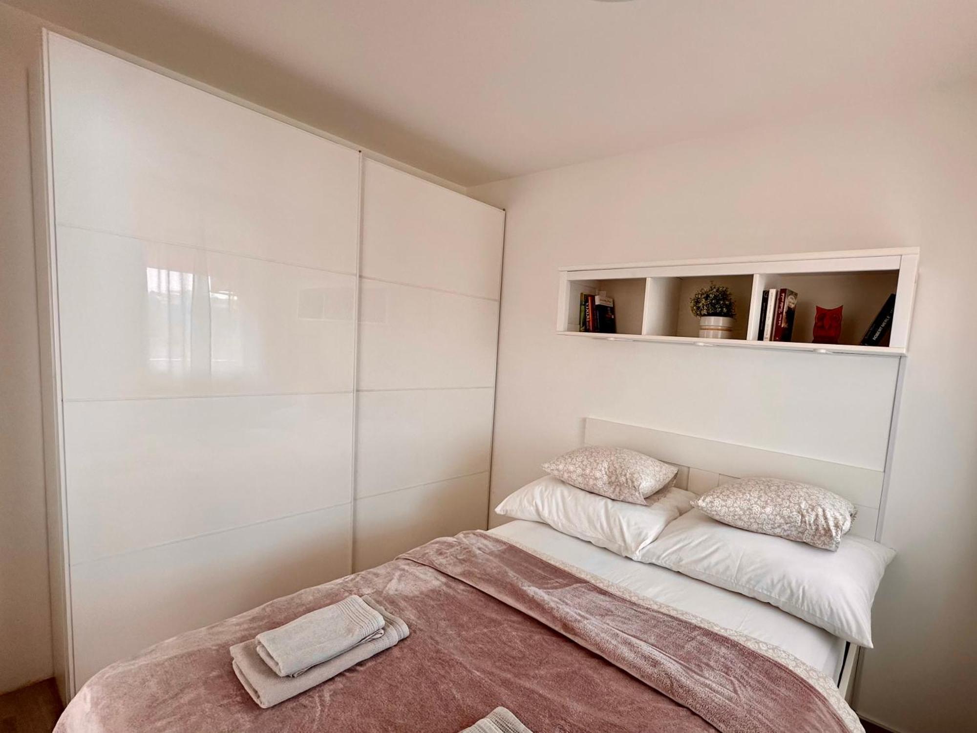 City Break Apartment - Private Garage, Ac, Balcony Budapest Exterior photo